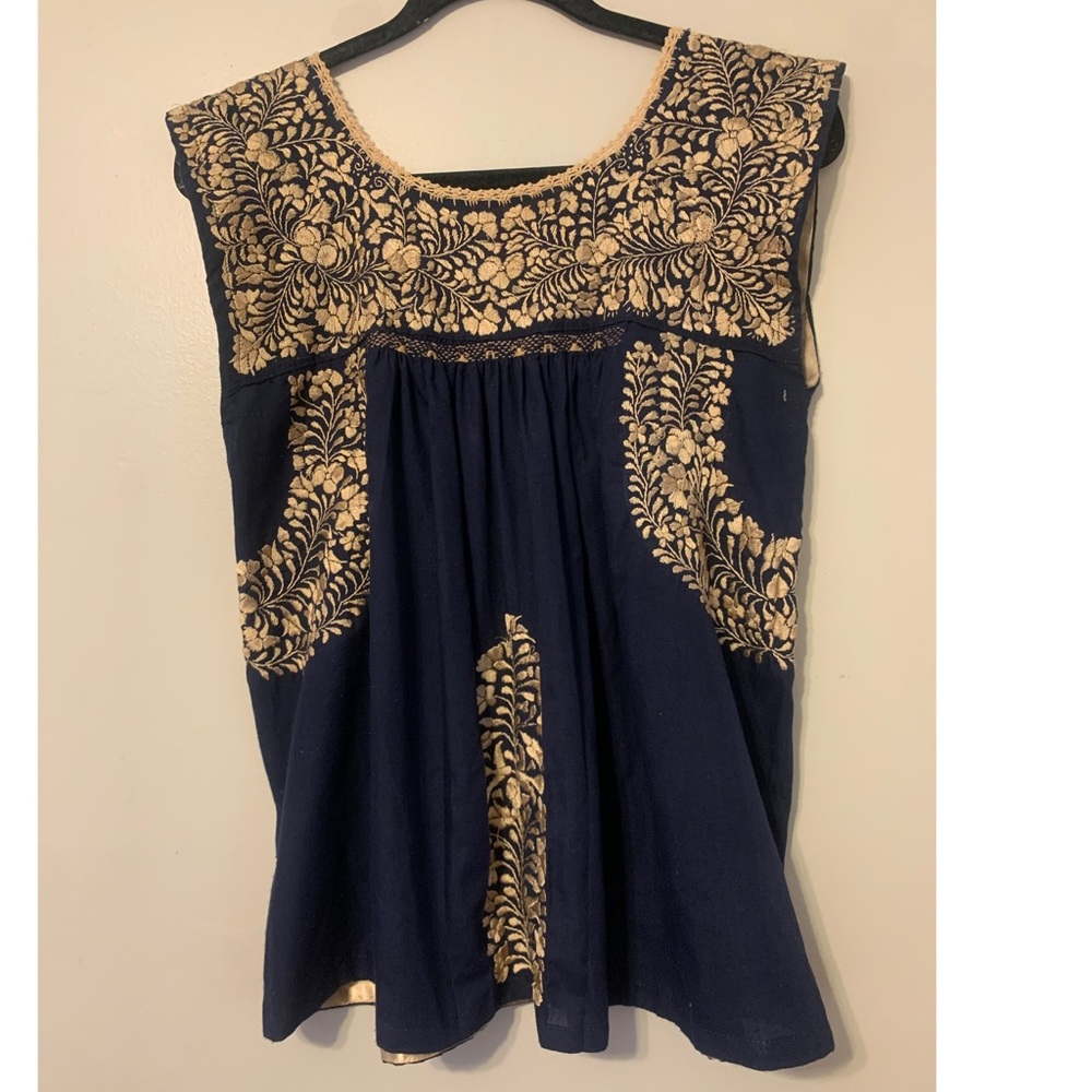 Mi Golondrina Hand-Embroidered Flores Blouse